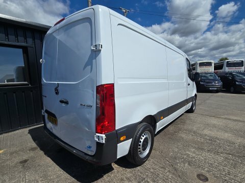 Mercedes-Benz Sprinter 314 Cdi Progressive White #6