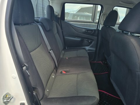 Nissan Navara 2.3Dci Tekna 190 4Wd Double Cab Grey #8