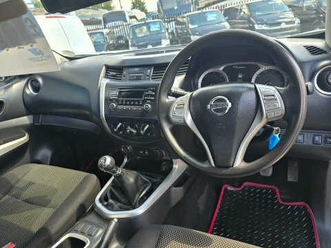 Nissan Navara 2.3Dci Tekna 190 4Wd Double Cab Grey #10