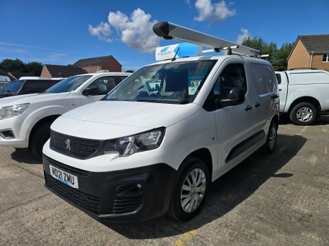 Peugeot Partner Bluehdi Professional L1 White #3