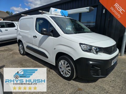 Peugeot Partner Bluehdi Professional L1 White
