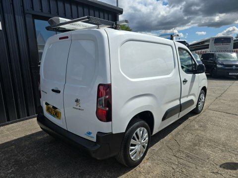 Peugeot Partner Bluehdi Professional L1 White #6