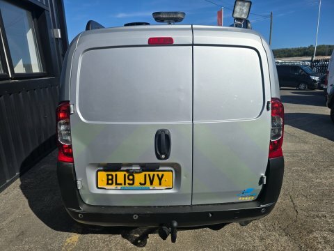 Fiat Fiorino 16V Multijet Adventure Silver #5