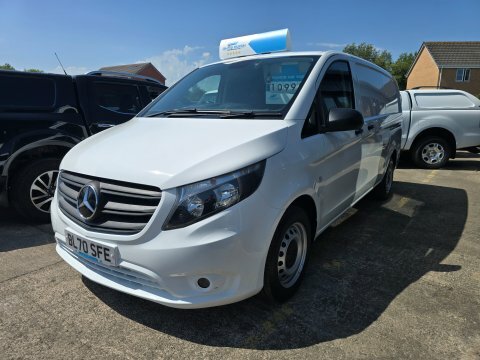 Mercedes-Benz Vito 114 Progressive L2 White #3