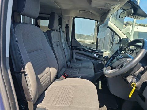 Ford Tourneo Custom Custom 2.0 Ecoblue 185Ps Land-rover 8 Seater Sport Black #7