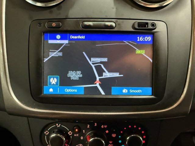 Dacia Sandero Stepway 1.5 Dci Ambiance Euro 6 Ss White #24