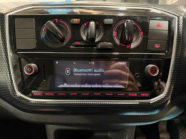 Volkswagen Up Up 2016 1.0 60Ps Move 16 Boca Black Alloys Blue #20
