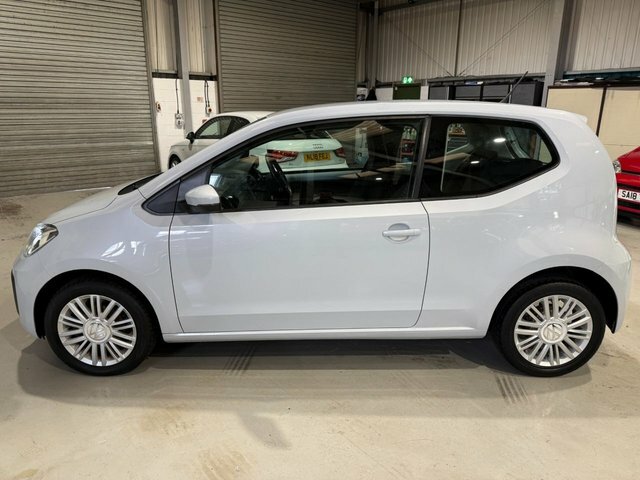 Volkswagen Up 2017 1.0 Move Up Hatchback Euro Silver #6