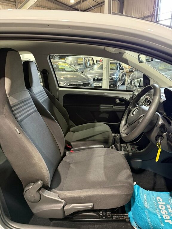 Volkswagen Up Up 2016 1.0 60Ps Move 16 Boca Black Alloys Blue #11