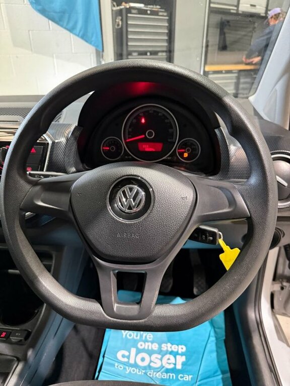 Volkswagen Up Up 2016 1.0 60Ps Move 16 Boca Black Alloys Blue #21