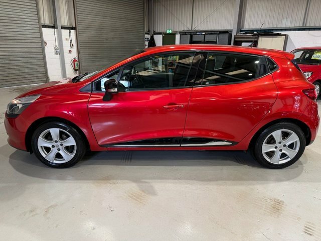 Renault Clio 2016 1.2 16V Dynamique Nav Hatchback Ma Red #6