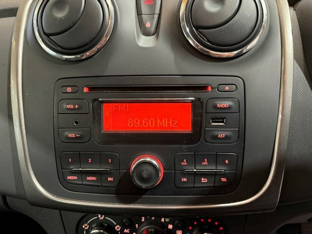 Dacia Logan 0.9 Tce Ambiance Estate Euro 5 Red #22