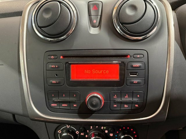 Dacia Logan 0.9 Tce Ambiance Estate Euro 5 Red #23