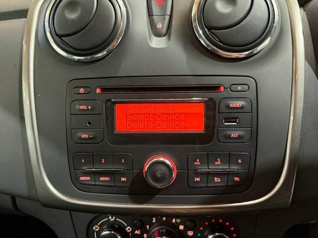 Dacia Logan 0.9 Tce Ambiance Estate Euro 5 Red #24