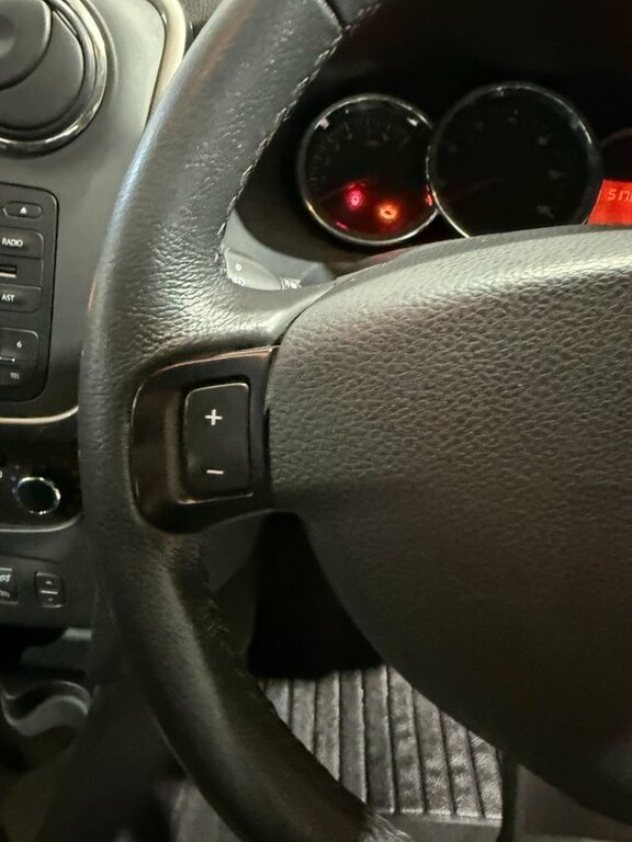Dacia Logan 0.9 Tce Ambiance Estate Euro 5 Red #18