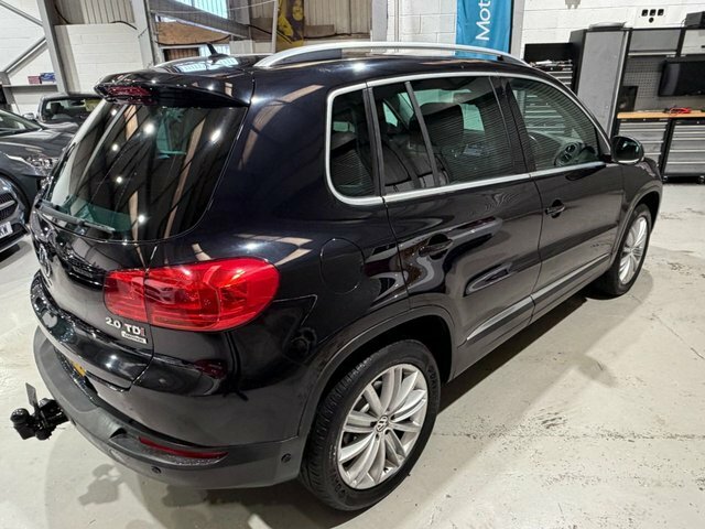 Volkswagen Tiguan 2012 2.0 Tdi Se Suv 4Wd Euro 5 1 DF12NYW Black #3