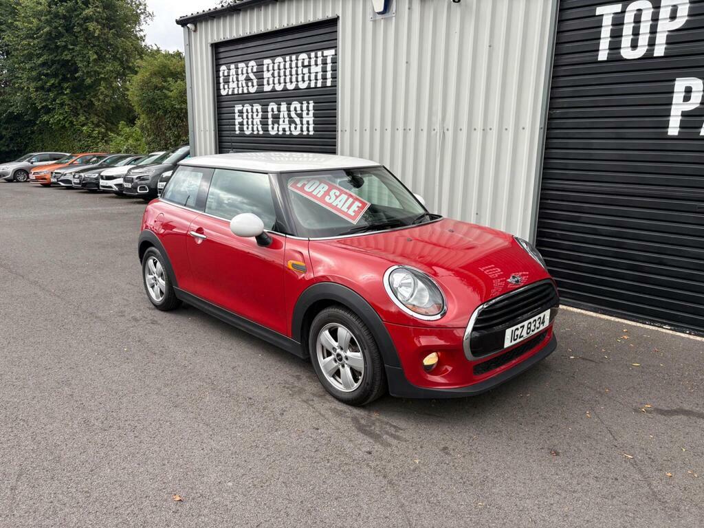 Mini Hatch 1.5 Cooper Euro 6 S S Red