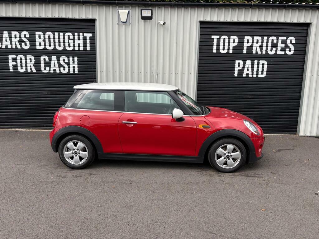 Mini Hatch 1.5 Cooper Euro 6 S S IGZ8334 Red #2