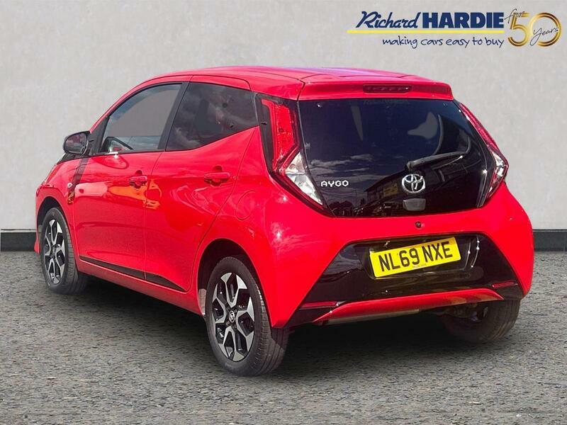 Toyota Aygo 1.0 Vvt-i X-trend Tss X-shift #2