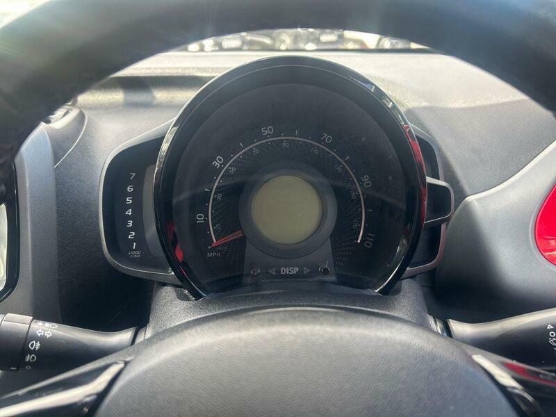 Toyota Aygo 1.0 Vvt-i X-trend Tss X-shift #16
