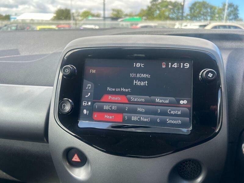 Toyota Aygo 1.0 Vvt-i X-trend Tss X-shift #13
