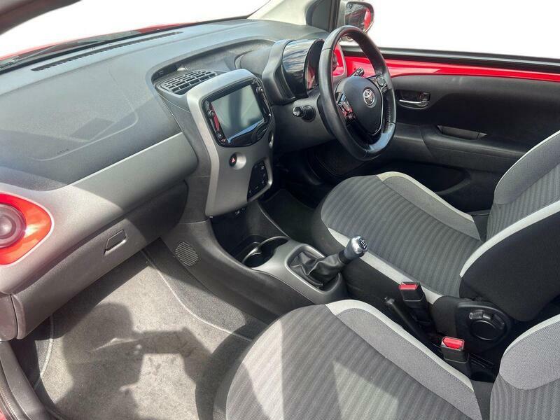 Toyota Aygo 1.0 Vvt-i X-trend Tss X-shift #18