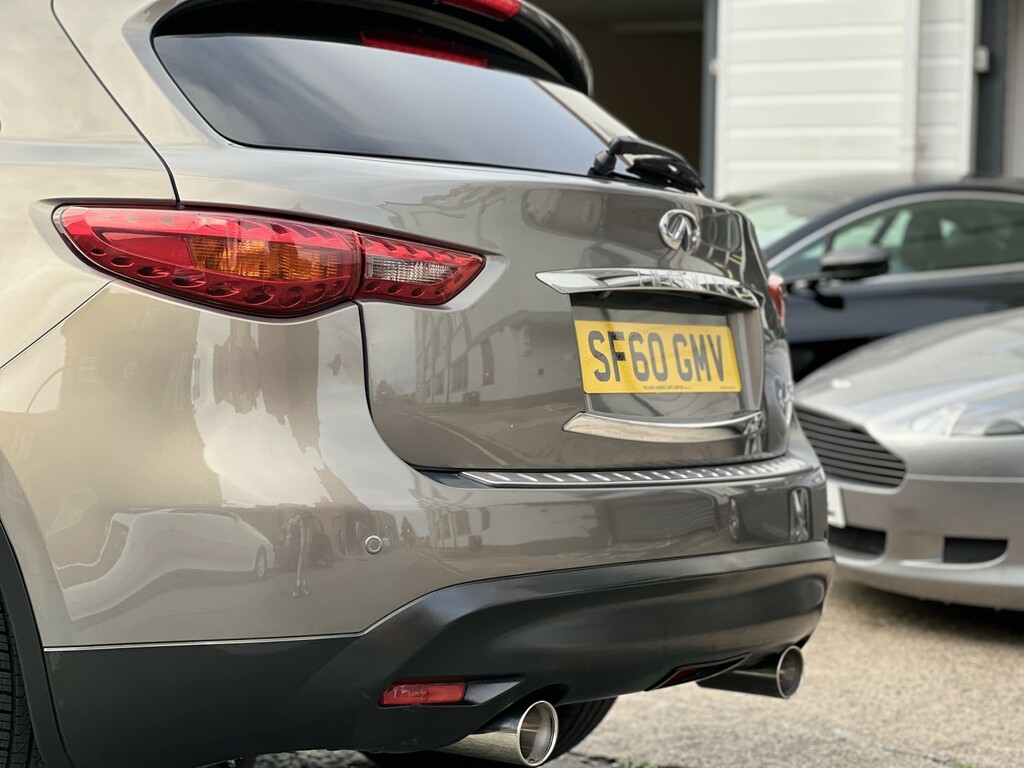 Infiniti FX 3.7 37 V6 Gt Premium Beige #4