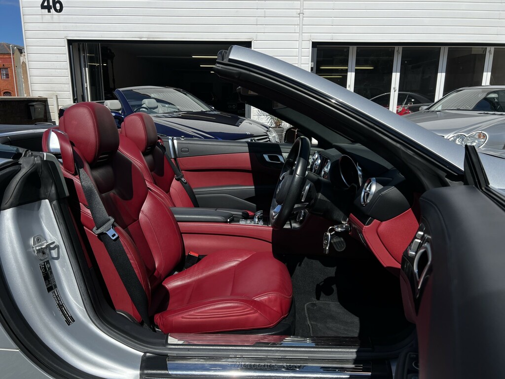 Mercedes-Benz SL Class Amg Line Black #20