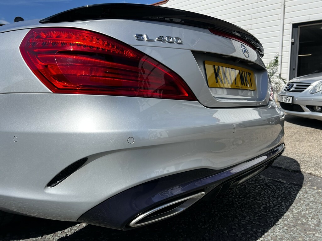 Mercedes-Benz SL Class Amg Line Black #38
