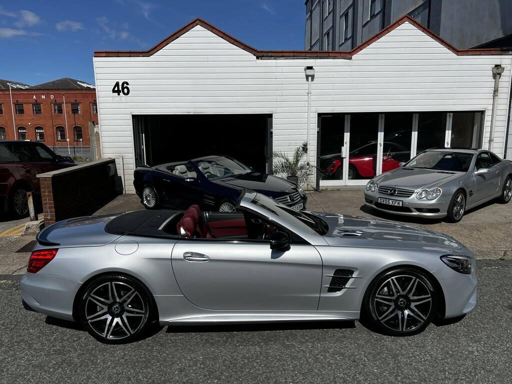 Mercedes-Benz SL Class Amg Line Black #17