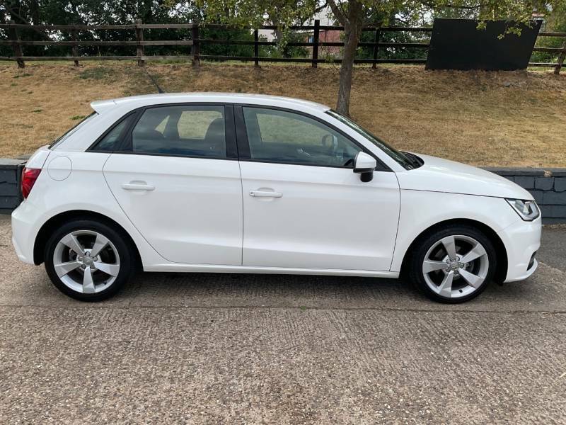 Audi A1 1.0 Tfsi Sport Nav White #3