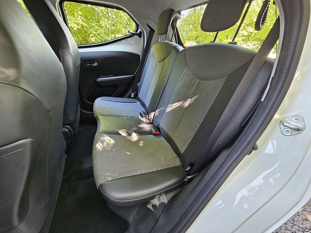 Toyota Aygo Vvt-i X-pression White #6