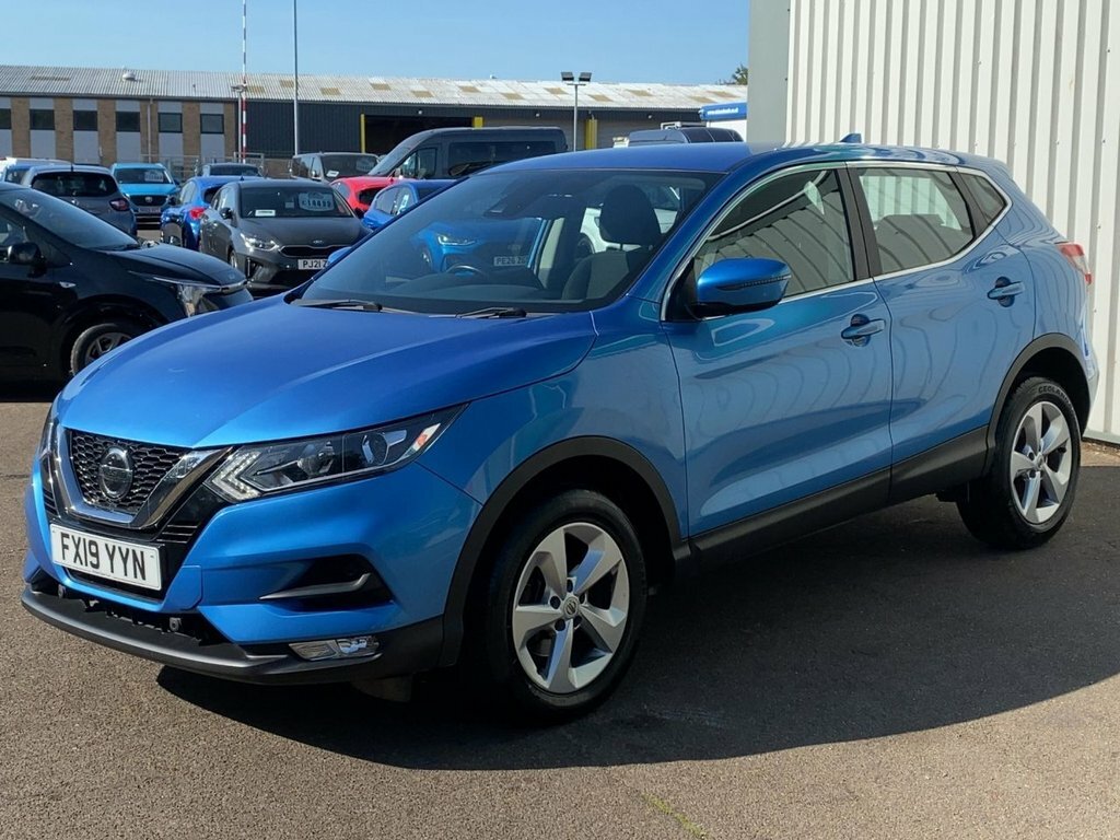 Nissan Qashqai 2019 1.5 Dci Acenta Premium Suv Blue #3