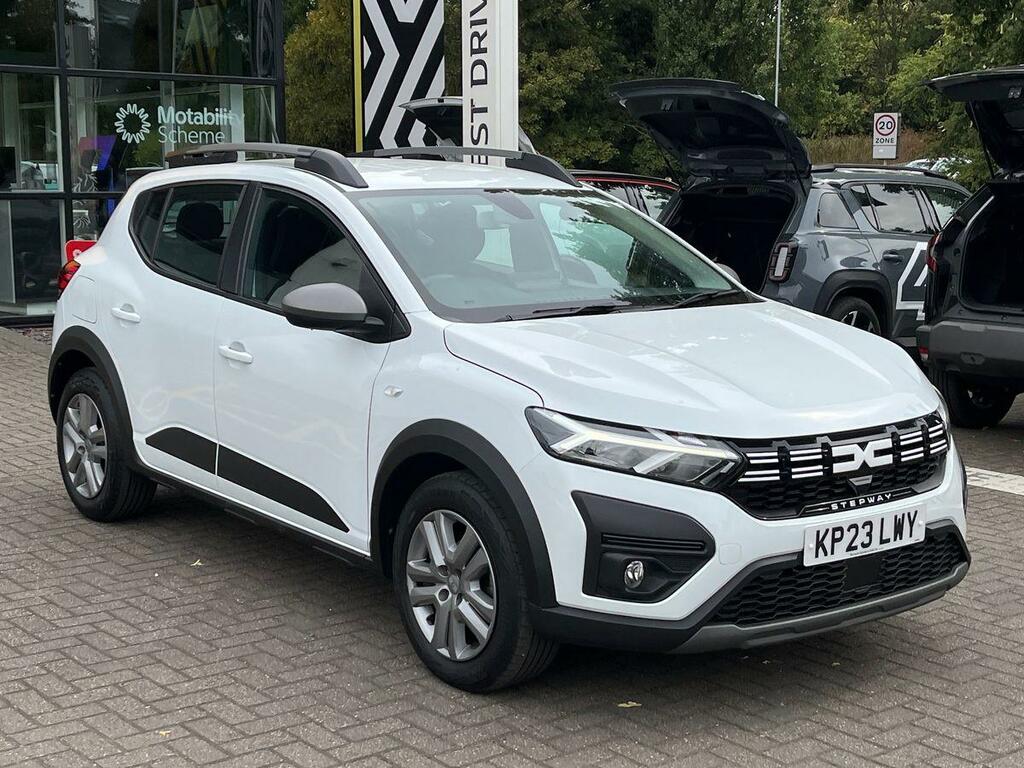 Dacia Sandero Stepway Hatchback Expression White