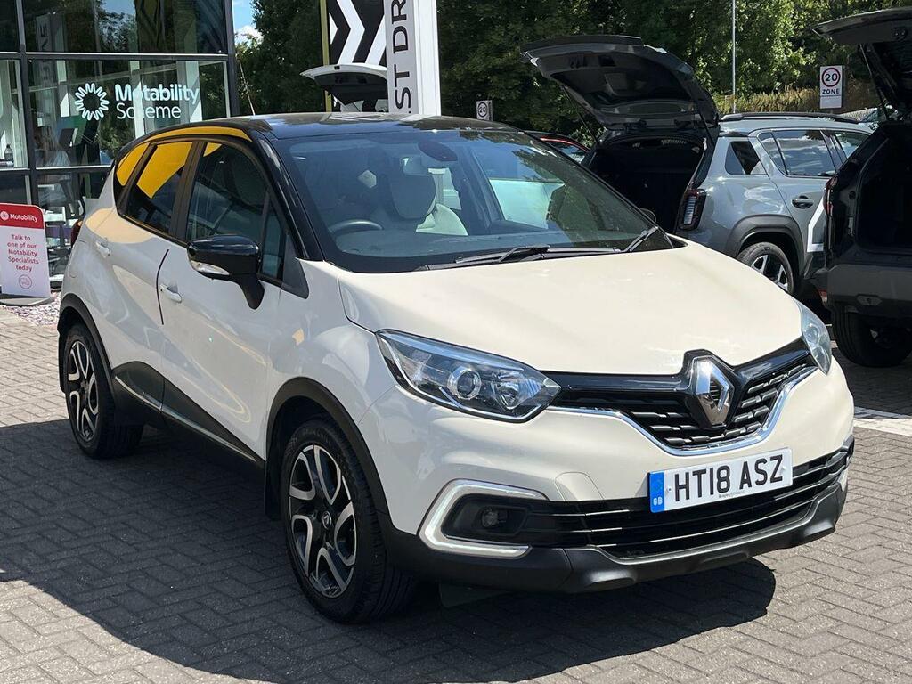 Renault Captur Hatchback Iconic HT18ASZ