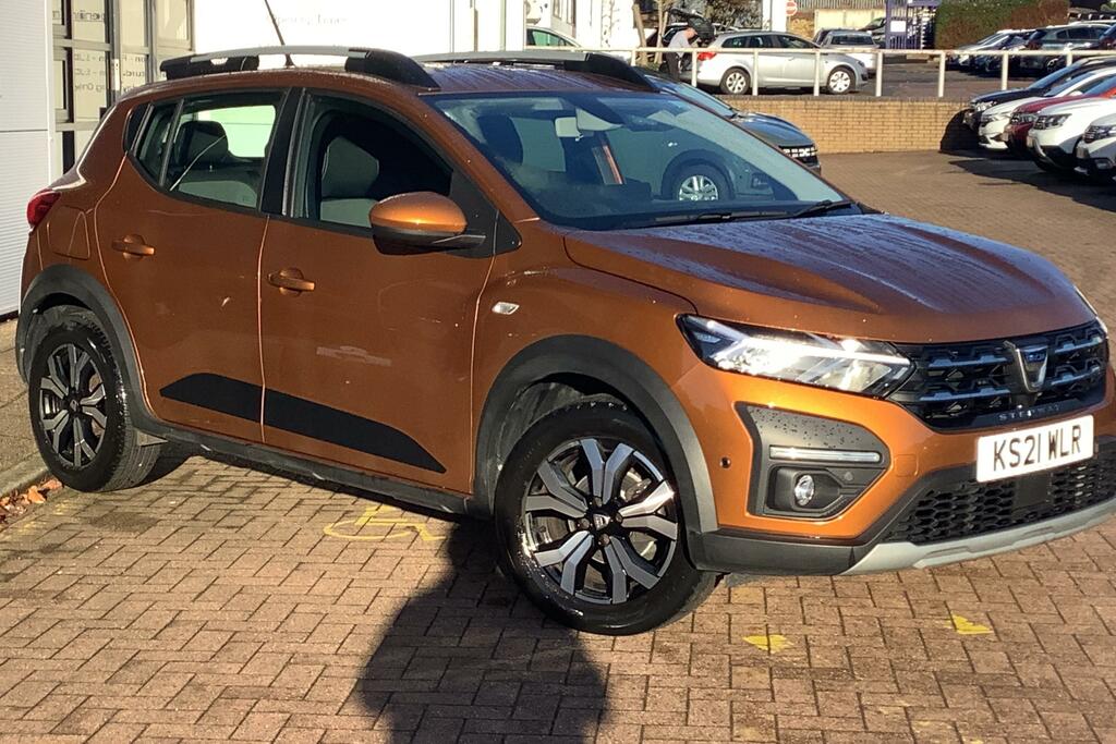 Dacia Sandero Stepway 1.0 Tce Prestige Hatchback Euro Orange