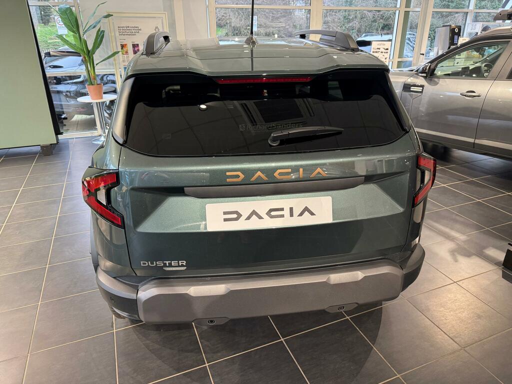 Dacia Duster Extreme Tce 140 Mild Hybrid  Green #2