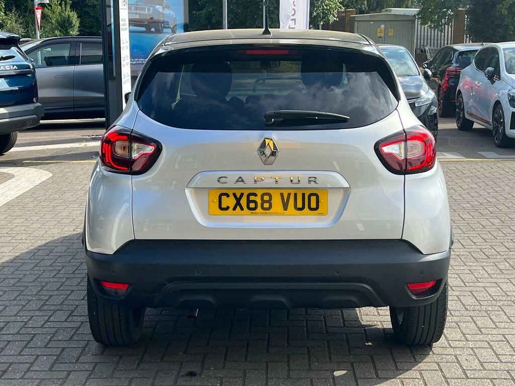 Renault Captur Hatchback Iconic CX68VUO Silver #4