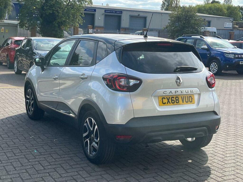Renault Captur Hatchback Iconic CX68VUO Silver #5