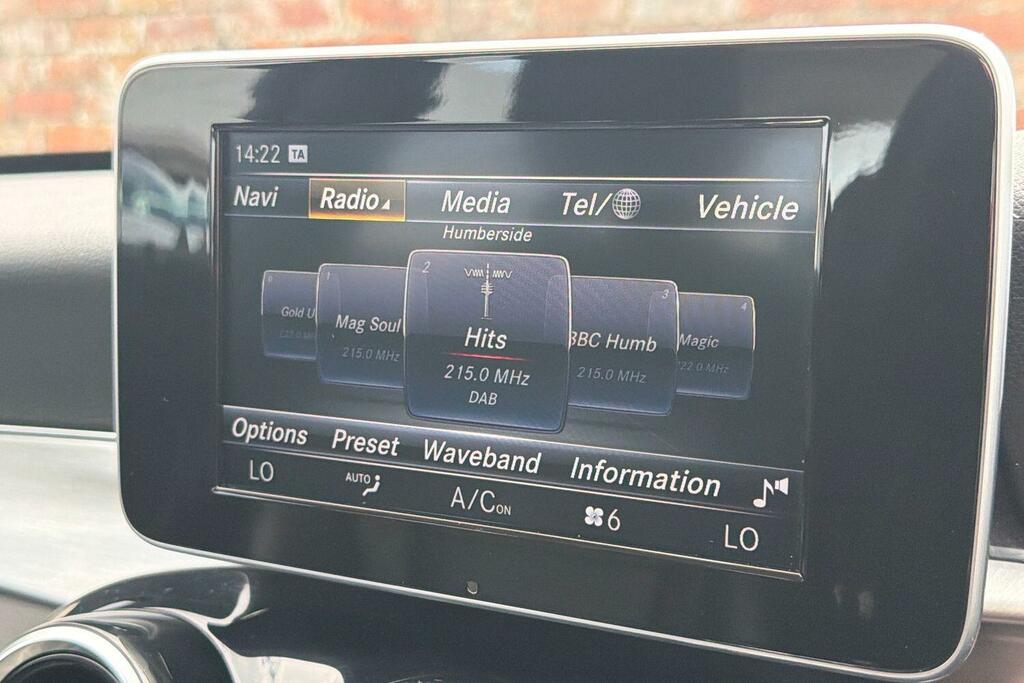 Mercedes-Benz C Class C250 D Amg Line Premium Plus Convertible 201 Bhp Blue #19