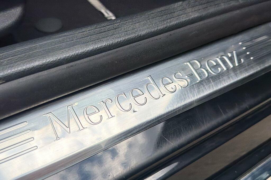 Mercedes-Benz C Class C250 D Amg Line Premium Plus Convertible 201 Bhp Blue #42