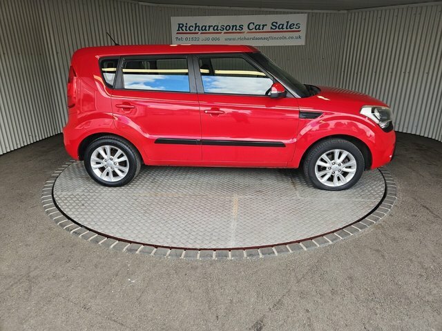 Kia Soul 1.6 Gdi 2 Suv Euro 5 138 Bhp AP13GYG Red #4