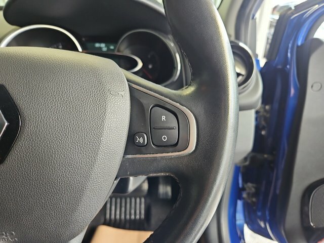 Renault Clio 0.9 Tce Dynamique S Nav Hatchback Manua White #21