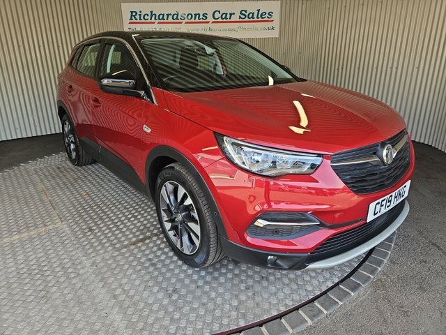 Vauxhall Grandland X 1.2 Turbo Gpf Sport Nav Suv Euro Red