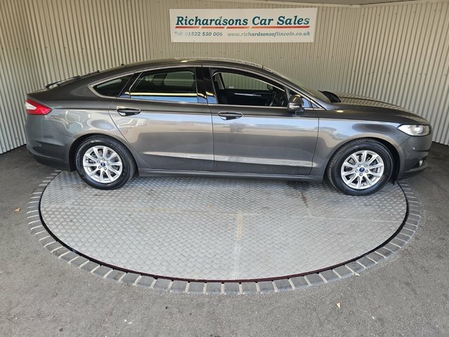Ford Mondeo 2.0 Tdci Titanium Hatchback Euro Grey #4