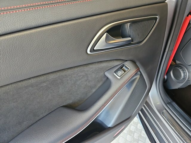 Mercedes-Benz CLA Class 1.6 Cla180 Amg Line Coupe Euro 6 Black #52