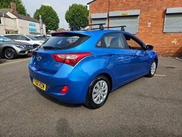 Hyundai I30 1.6 Crdi Blue Drive S Hatchback Blue #4