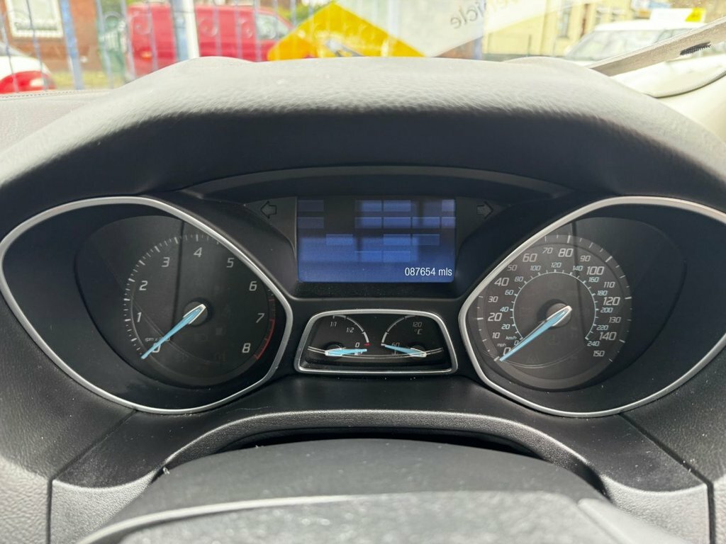 Ford Focus Estate 1.6 Tdci Edge Euro 5 Ss 201262 Silver #14