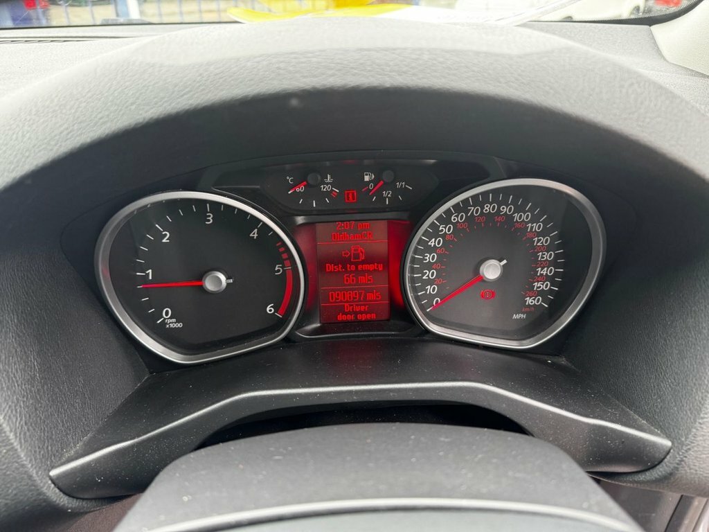 Ford Mondeo 2.0 Tdci 140 Titanium X Business Edition White #16