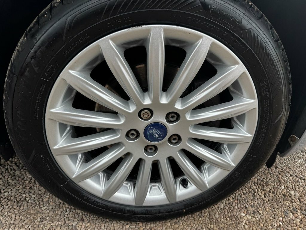 Ford Mondeo 2.0 Tdci 140 Titanium X Business Edition White #19